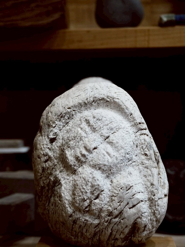 石から彫り出す「祈」の世界〜 土屋誠一石彫展「祈」［焼津市］｜静岡