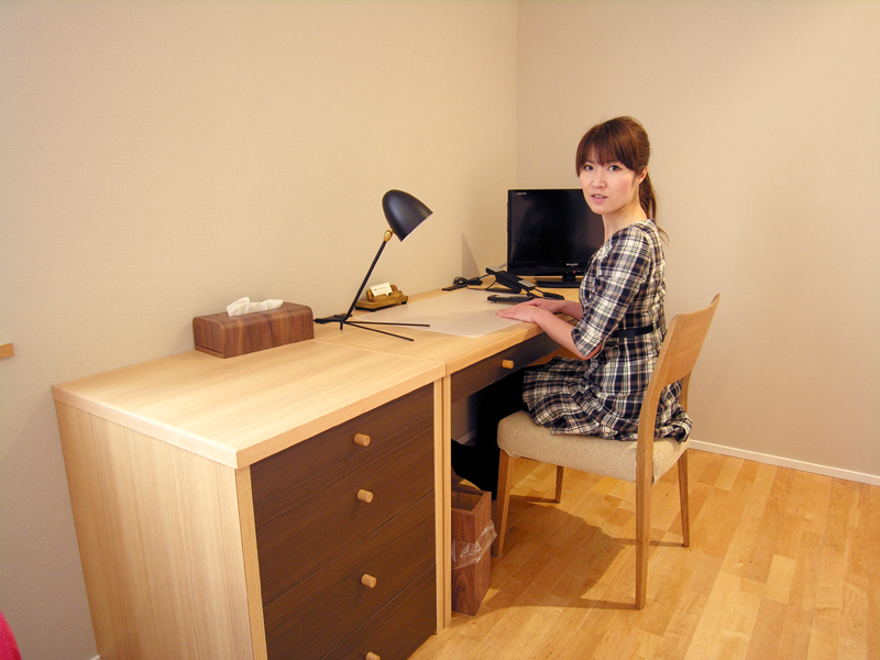 http://www.at-s.com/sbsradio/program/east/2014/03/29/desk.jpg
