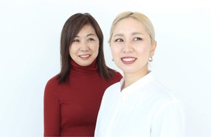 三代目板金屋　山崎かおりさん・瑠璃さん