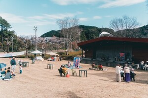 今年はこの倍以上の広さで、出店者さんも多いので、たくさん楽しんでいただけます