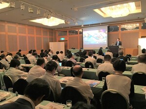 セミナー会場の雰囲気（前年度）