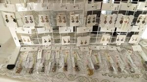 ピアス