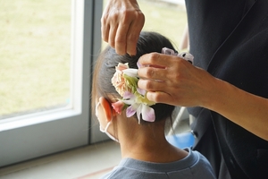 フラワーヘアー体験
