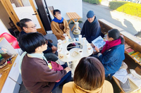 蓮華寺池公園にあるマツウラコーヒーでゲストスピーカーを囲みながら朝のひと時を過ごしましょう