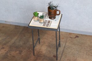 今回の作品『フラワースタンド』
