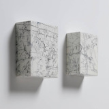 記憶の中の風景をテーマに制作した油彩・蜜蝋画、約20点を展示致します