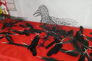 個店でアート展示（観覧無料）