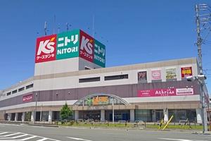 ショッピングセンター ラフレ初生 【ニトリ】【ケーズデンキ】【カルディ】 があって新生活も