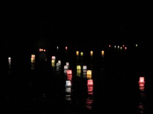 長浜海浜公園の灯篭ながし