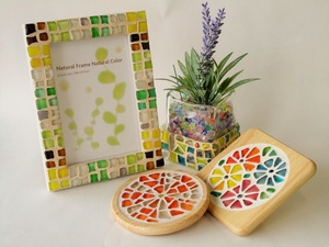 ガラスモザイクで小物を作ろう（11月）