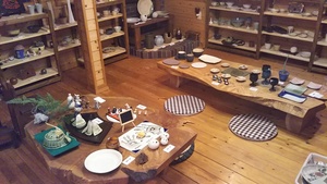 陶芸教室生作品展示会場　第二ギャラリー