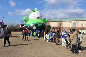 大人気！ふわふわ遊具！