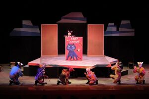 ねこたちの知恵と勇気と友情の物語。