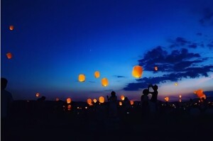 LEDを使ったスカイランタンで夜空を彩りませんか？