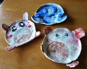 生徒さんの作品　　３兄弟一人１つ作、お皿