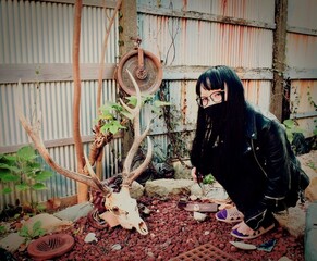 m.　会期中に鹿のボーンアートを完成させます