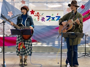 音歌フェスin風のマルシェ御前崎(てぃあーず)