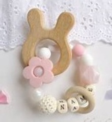 お名前入は特別感もあり出産祝いにも喜ばれてます