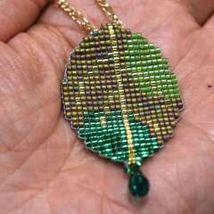 紅葉のビーズ織り