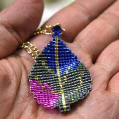 紅葉のビーズ織り