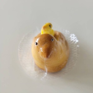 【ぬまつーグルメ】手造り菓子の店「やすもと」の『ピーちゃんおんぶ』が可愛すぎて…食べちゃう。(沼津市新宿町)