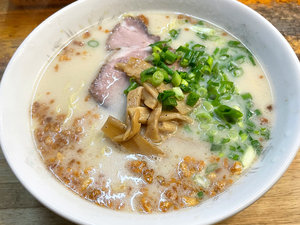 ◯元（まるげん）｜深夜営業でも行列！とんこつラーメンのお店（藤枝市）