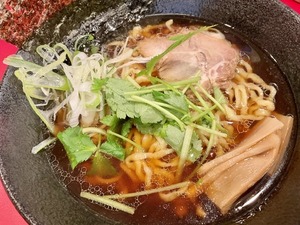 【開店】ラーメンともつ煮!?　４月１日オープン「一華」の推しは異色の取り合わせ。朝ラーもできるよ（沼津市原）【ぬまつーグルメ】