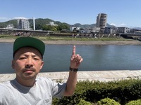 きょう4/29(火祝)。狩野川のこいのぼりフェスティバルの雰囲気、見に行ってきた。(沼津市市場町)