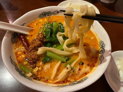 【ぬまつーグルメ】香香飯店の姉妹店「麗人飯店」の坦々刀削麺がバカうまい。(沼津市高島町)