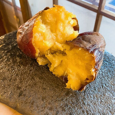 低温で約2時間かけて焼き上げる「しっとり濃密焼き芋」