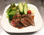 牛もも肉のカットステーキ