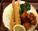 エビフライと鶏の唐揚げ定食