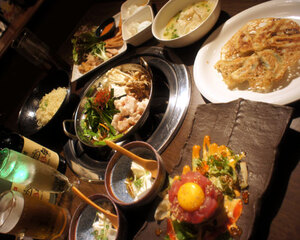 宴会コース　2000円～　+1500円飲み放題コース