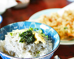 生しらす丼