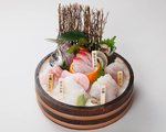 地魚七点盛り（金目鯛入り）