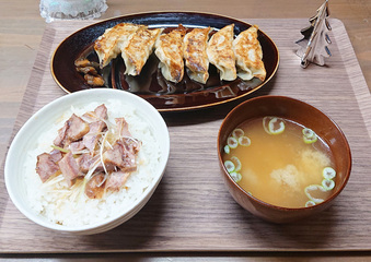 餃子定食