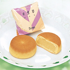 当店の代表銘菓「美恵夢」