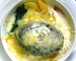 煮込みハンバーグ／生クリームソース