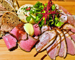 肉屋の前菜5種盛り
