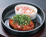 コリコリ鶏つくね鉄板焼き420円（税別）