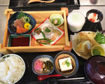 四季の膳しょうや定食　1500円（税別）