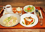 ハーフ＆ハーフランチ 魚料理と本日のパスタ（パン、スープ、サラダ付）