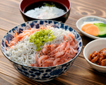 桜えびとシラスの二色丼