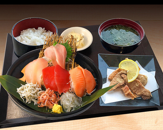 清水河岸の市 海岸食堂 バンノウ水産 静岡市清水区 アットエス