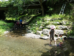 川遊び