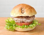 「浜松バーガー」牛肉100％使用のオリジナルハンバーガー
