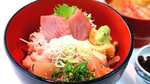 まぐろ三色丼