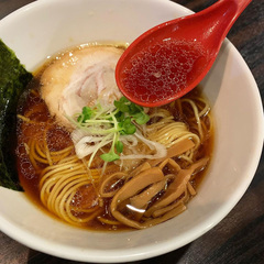 燕ラーメン（醤油）