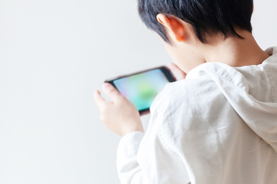 子どもの近視が増えている!? 最近の治療法は？