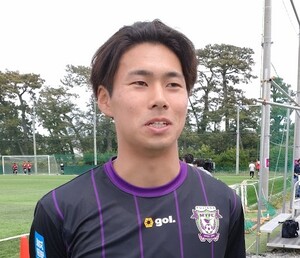藤枝MYFCに来季加入のMF前田翔茉（常葉大）が練習初参加「監督から『三笘』と呼ばれた」